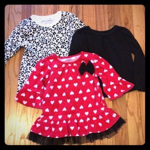 ⚡️Flash sale⚡️Bundle of shirts 3T